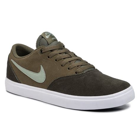 Sneakers Nike Sb Check Solar 843895 304 Grün 